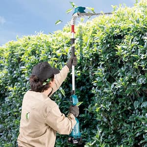 Makita 18V LXT BL 50 cm (19-3/4") Pole Cordless Hedge Trimmer (Bare Tool), DUN500WZ