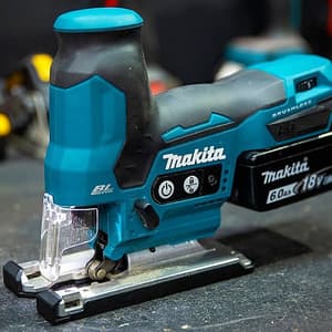 Makita 18V LXT BL Body Handle Cordless Jig Saw (With Battery & Charger Included), DJV185