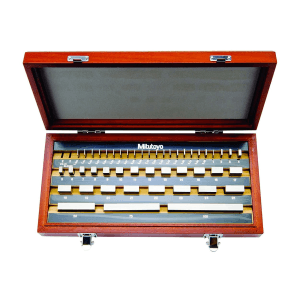 Mitutoyo 112 Pcs Steel Type Metric Rectangular Gauge Block Set (Grade 1), 516-939-10