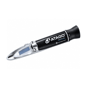 Atago 0.0 - 20.0% Brix Hand-held Refractometer with Manual Temperature Compensation, Master-20M