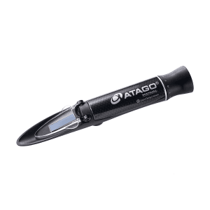 Atago 0 - 100% Salinity Hand-held Refractometer with Manual Temperature Compensation, MASTER-S/MillM