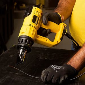 Dewalt 2000W 600°C Digital LCD Display Heat Gun, D26414-B1