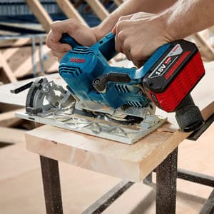 Bosch 18V / 165 mm Professional Cordless Circular Saw, GKS 185-LI (Solo)
