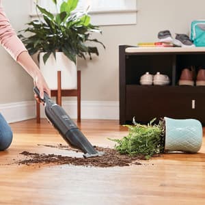 Black+Decker 12V Lithium-ion / 2.0 Ah Slim Dustbuster Cordless Handheld Vacuum Cleaner (Bagless & Wireless), HLVC320J11-QW