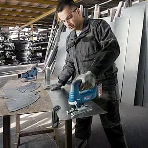 Bosch 18V / 26 mm Professional Cordless Jigsaw, GST 185-LI (Solo)