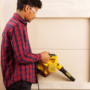 Dewalt 800W Corded Variable Speed Blower, DWB800-IN