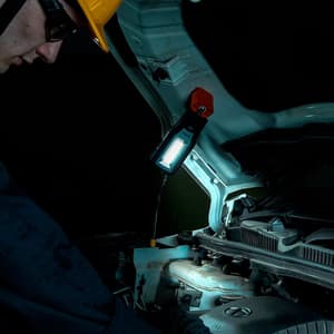 Groz 550 Lumens UV & Dual Charging Worklight, LED/376U