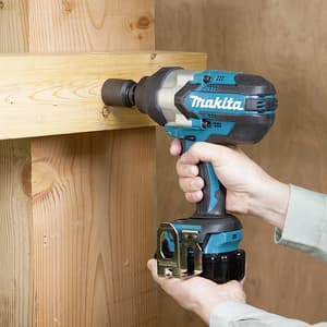 Makita 18V LXT BL 1000 Nm Cordless Impact Wrench (3 Speed) with Rapid Charger & 1 Pcs 3.0Ah Batteries, DTW1002RFJ
