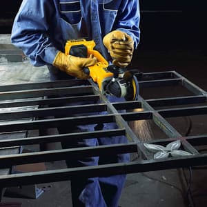 Dewalt 18V / 125mm Li-Ion Cordless Angle Grinder with 2x4.0Ah Batteries Included, DCG412M2-GB
