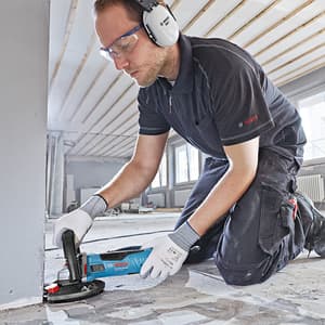 Bosch 125mm / 5 inch 1500W Professional Concrete Grinder, GBR 15 CAG