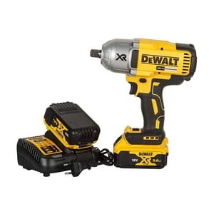 Dewalt 18V / 13mm XR Li-ion Cordless High Torque Impact Wrench with Brushless motor & 2x5.0Ah Batteries Included, DCF899P2-QW