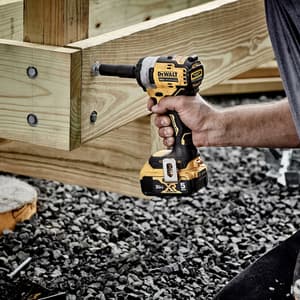 Dewalt 20V / 12.7 mm Cordless Brushless Impact Wrench With 2x5.0 Ah Batteries, Charger & Hog Ring Anvil Kit, DCF911P2-IN
