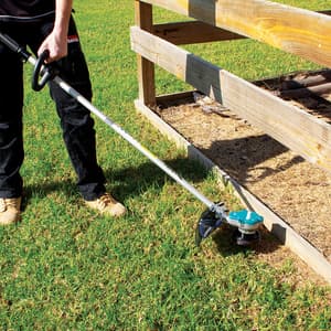 Makita 18V X2 (36V) LXT BL 3-Speed Cordless Loop Handle Grass Trimmer with Rapid Charger & 2 Pcs 5.0Ah Batteries, DUR368LPT2