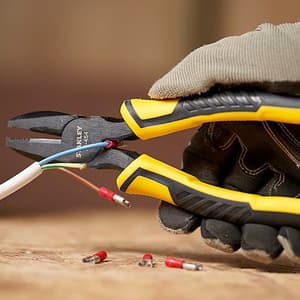 Stanley 7 inch / 180 mm Dynagrip Combination Plier, STHT0-74454