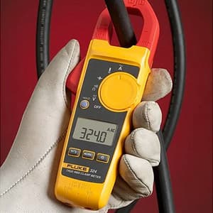 Fluke 324 400A True-RMS Clamp Meter (With Temperature & Capacitance)