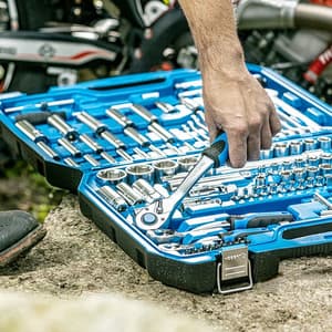 Hogert 222 Pcs 1/4, 3/8 & 1/2 Inch Sq. Drive Socket Set, HT1R444