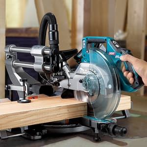 Makita 40Vmax XGT BL 216 mm (8-1/2") Cordless Slide Compound Miter Saw with LED Light (Bare Tool), LS002GZ