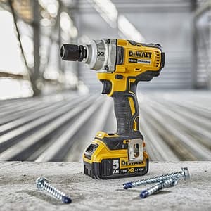 Dewalt 18V / 400Nm XR Li ion 1/2 inch Cordless Impact Wrench with Brushless Motors 2x5.0Ah Batteries Included, DCF894P2-QW
