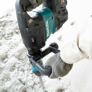 Makita 40Vmax XGT BL 9.4 J SDS-MAX Cordless Demolition Hammer (Bare Tool), HM001GZ
