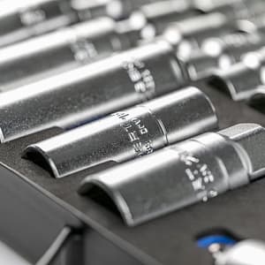 Hogert 29 Pcs 1/2 Inch Sq. Drive Socket Set, HT1R480