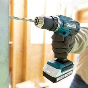Makita 18V Li-Ion Cordless 13 mm (1/2") Drill Driver with Charger & 2 Pcs 1.5Ah G-Batteries, DF488DWE