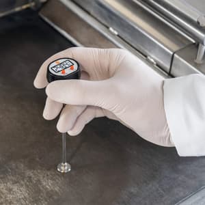 Testo -50 to +300°C Mini Surface Thermometer, 05601109