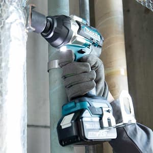 Makita 18V LXT BL 700 N·m Cordless Impact Wrench with Forward/Reverse Rotation Auto Stop Mode (Bare Tool), DTW700ZX1