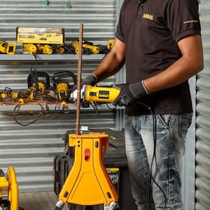 Dewalt  850W / 100mm Heavy Duty Small Angle Grinder with Slider Switch, DW802-IN