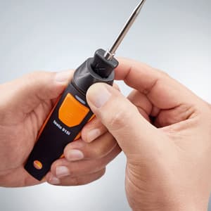 Testo -50 to +400°C Thermometer With Immersion Probe, 0563 1915