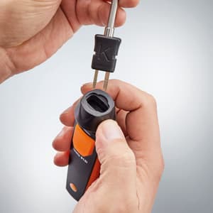 Testo -50 to +400°C Thermometer With Immersion Probe, 0563 1915