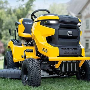 Cub Cadet 725 CC / 20 HP XT2 Enduro Series Ride On Mower, LX 42
