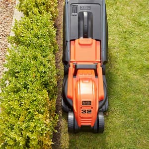 Black+Decker 1200W / 14 Inch Winged Blade 35L Grassbox Lawn Mower With Bike Handle, BEMW451BH-B1