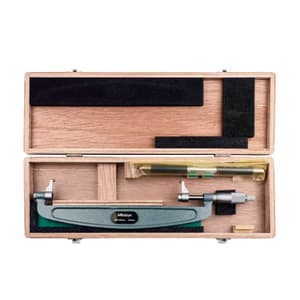 Mitutoyo 200 - 225 mm Caliper Type Micrometer, 143-109