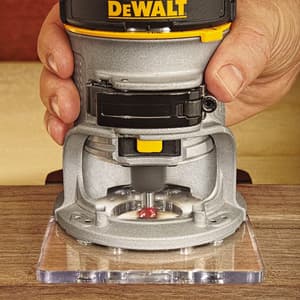 Dewalt 900W 6 - 8mm Compact Fixed Base Router, D26200-QS