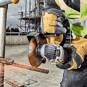 Dewalt 18V  / 125mm XR Li-ion Cordless Angle Grinder with Brushless Motor 2x5.0Ah Batteries Included Perform & Protect Shield, DCG405P2-QW