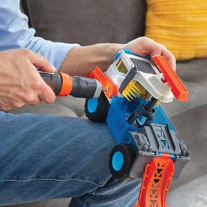 Black+Decker 6V Cordless Screwdriver with 5 Pcs Fastening Bits, BCF601AA