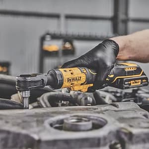 Dewalt 1/2 Inch / 18 V Brushless Open Head Cordless Ratchet (Bare Tool), DCF512N-XJ