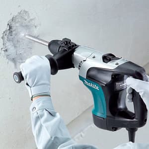 Makita 40mm (1-9/16") 1050W SDS-MAX Rotary Hammer, HR4002