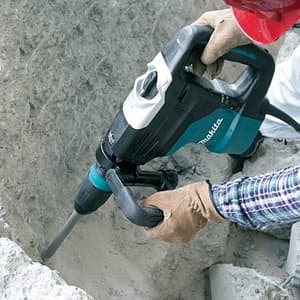 Makita 40mm (1-9/16") 1100W SDS-MAX Rotary Hammer, HR4003C