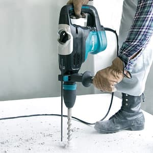 Makita 40mm (1-9/16") 1100W SDS-MAX Rotary Hammer, HR4003C