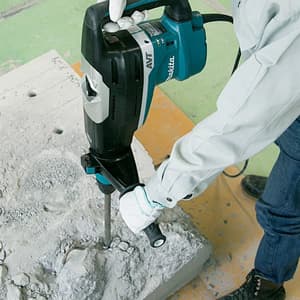 Makita 52mm (2-1/16") 1050W Avt Soft No Load SDS-MAX Rotary Hammer, HR5212C