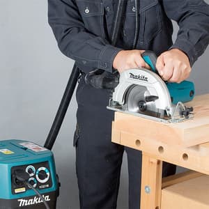 Makita 190mm / 7-1/2 inch 1600W Circular Saw, HS7010