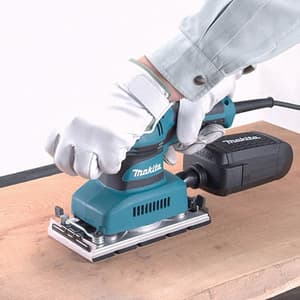 Makita 93 x 185 mm, 3/4 Sheet 190 W Finishing Sander with Built-In Dust Extraction System, BO3710