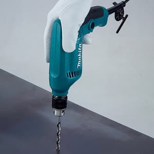 Makita 10 mm (3/8") 450 W Variable Speed Reversing Drill with Keyed Chuck, 6412