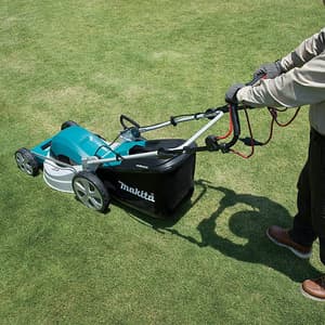 Makita 46 cm (18-1/8") 1800 W Self-Propelled (Single Speed) 4-in-1 Electric Mower, ELM4621