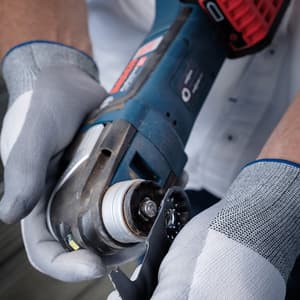 Bosch 18 V Professional Cordless Multi-Cutter, GOP 18V-28