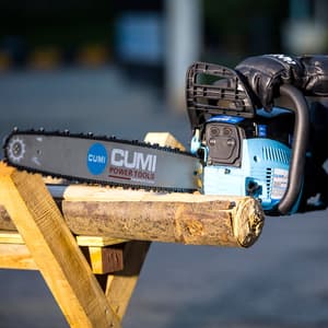 Cumi 22 inch / 2.2Kw Petrol Chain Saw, CPS 560