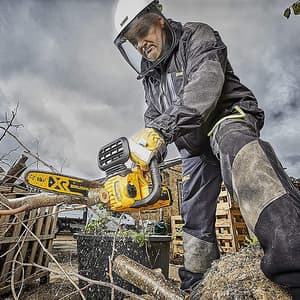 Dewalt 18V / 300mm XR Li-ion Brushless Motor Cordless Chain Saw (Bare), DCM565N-XJ