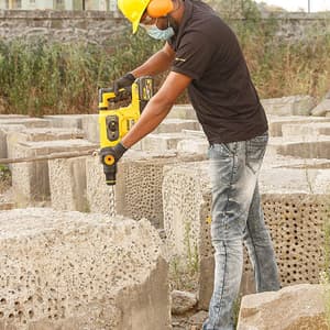 Dewalt 54V XR FLEXVOLT Li-ion 40mm SDS-Max 2 Mode Cordless Combi Hammer with Brushless Motor 2x9.0Ah Batteries Perform & Protect Shield, DCH481X2-QW