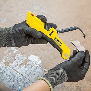 Stanley 175 mm FatMax Auto-Retract Tri-Slide Safety Knife, FMHT10365-0